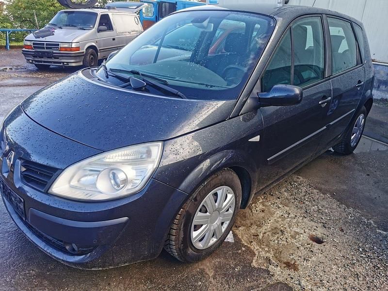 Schwarz Gebraucht 2007 Renault Mégane II Limousine | 1.790 € (Fairer Preis) - Bild 1/4