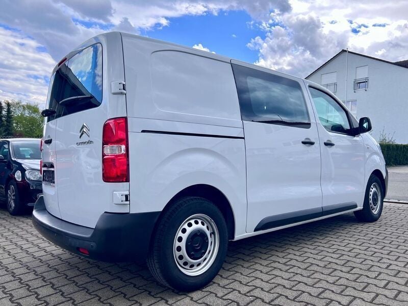 Gebraucht Citroën Jumpy 120 PS (88 kW) 2022 Weiß Van / Kleinbus