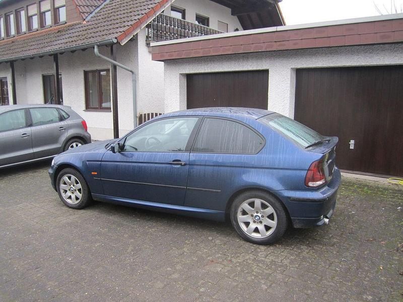Gebraucht BMW 316 Compact Performance 116 PS (85 kW) 2003 Blau Kleinwagen