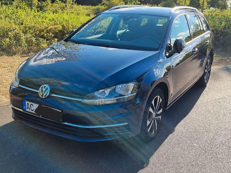 Blau Gebraucht 2020 VW Golf VII IQ Drive Kombi | 16.999 € (Fairer Preis) - Bild 1/4