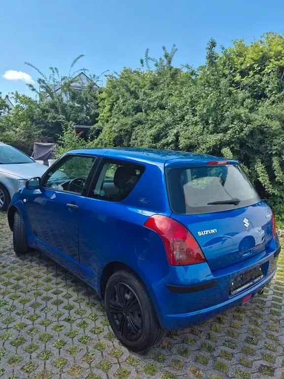 Gebraucht Suzuki Swift 92 PS (67 kW) 2007 Blau Kleinwagen