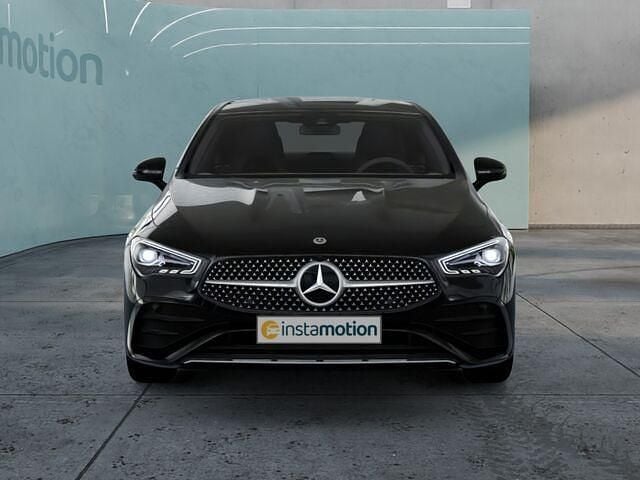 Gebraucht Mercedes CLA200 150 PS (110 kW) 2024 Schwarz Coupé