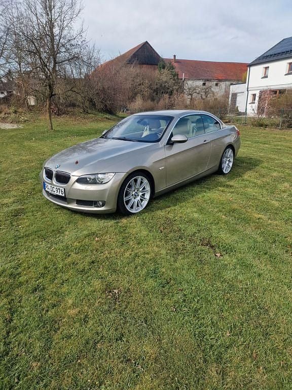 Gebraucht BMW 325 Cabriolet Sport Line 218 PS (160 kW) 2007 Beige Cabrio