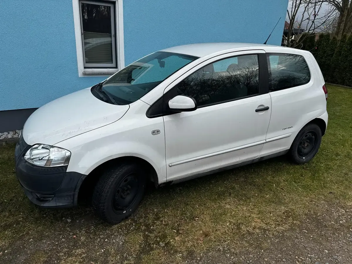 Usata VW Fox Refresh 54 CV (39 kW) 2009 Bianco Utilitaria