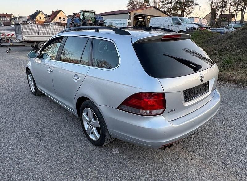 Gebraucht VW Golf VI 140 PS (102 kW) 2012 Silber Kleinwagen