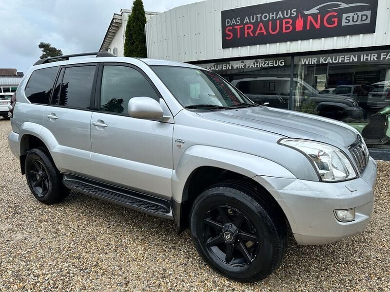 Silber Gebraucht 2004 Toyota Land Cruiser Travel SUV | 7.999 € (Guter Preis) - Bild 1/4