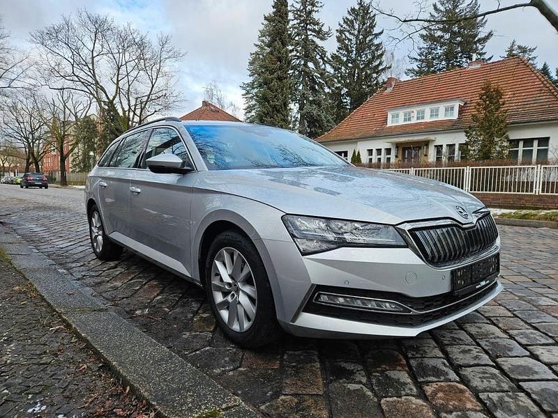 Gebraucht Skoda Superb 156 PS (114 kW) 2020 Kombi