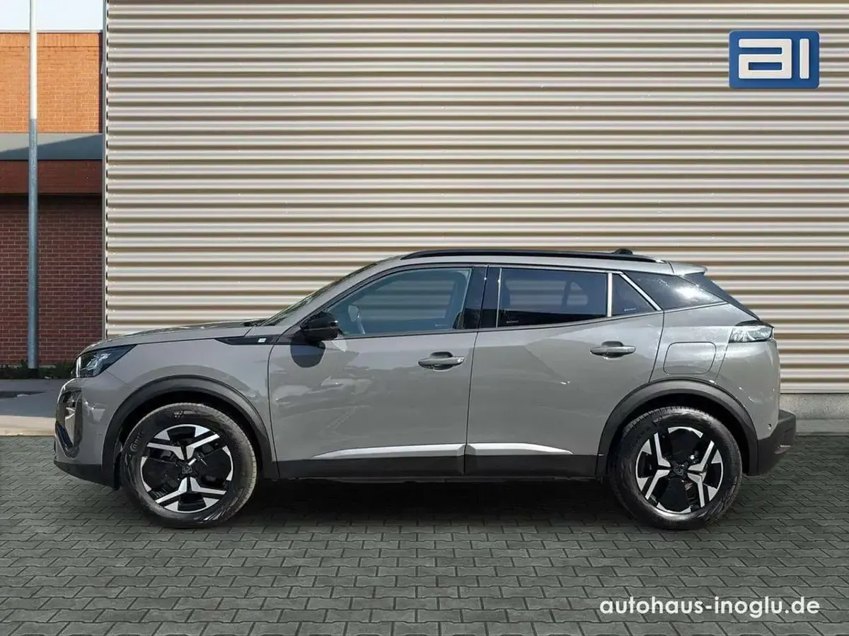 Gebraucht Peugeot e-2008 Allure 114 kW (156 PS) 2025 Seleniumgrau metalliclackier SUV