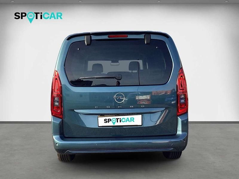 Neu Opel Combo Life Selection 131 PS (96 kW) 2025 Türkis Van / Kleinbus