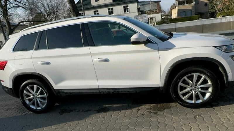 Weiß Gebraucht 2019 Skoda Kodiaq SUV | 16.500 € (Etwas zu teuer) - Bild 1/4