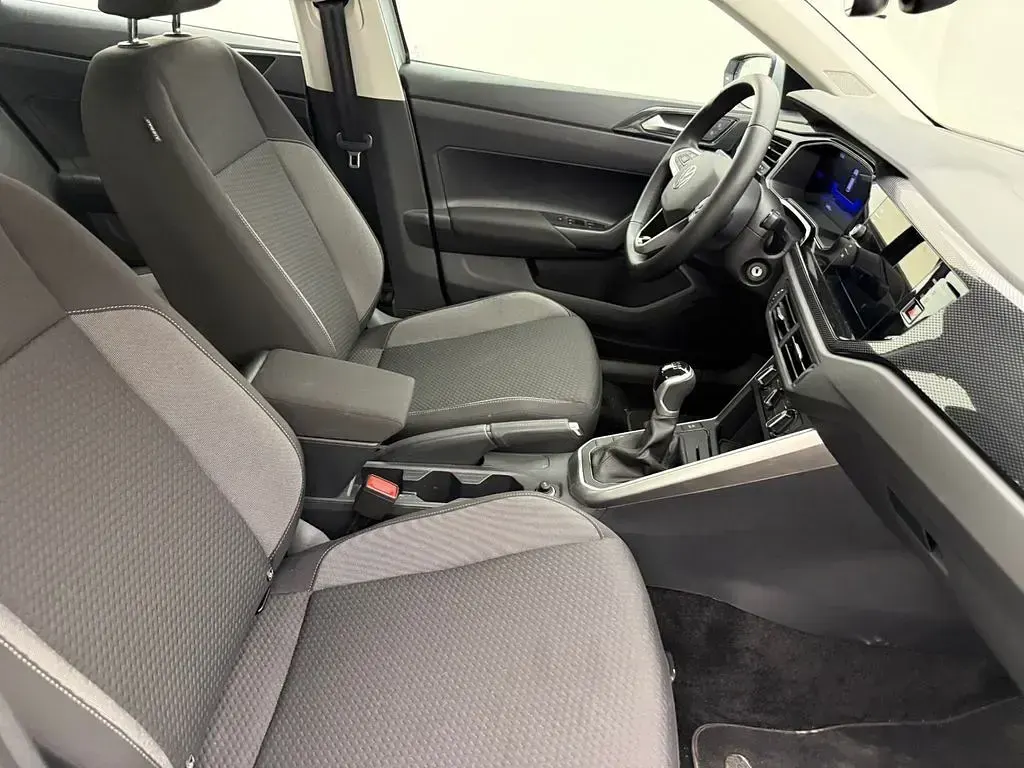 Gebraucht VW Polo Life 80 PS (58 kW) 2025 Silber Kleinwagen