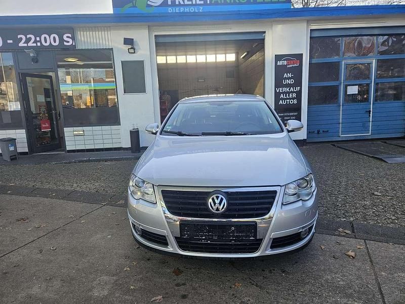 Gebraucht VW Passat Comfortline 116 PS (85 kW) 2006 Reflex silver metallic Limousine