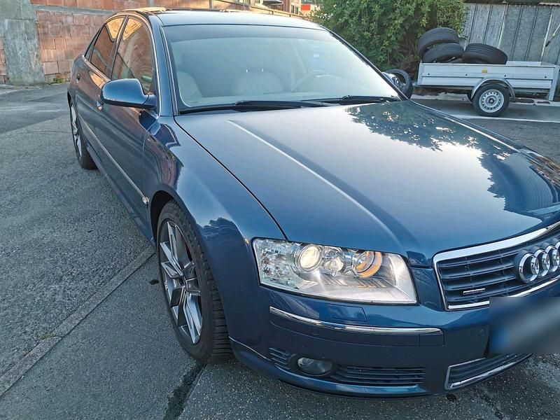 Second-hand Audi A8 333 CP (244 kW) 2003 Albastru Berlinǎ