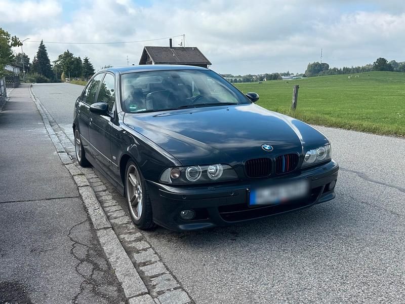 Gebraucht BMW 525 M Sport 192 PS (141 kW) 2001 Schwarz Limousine
