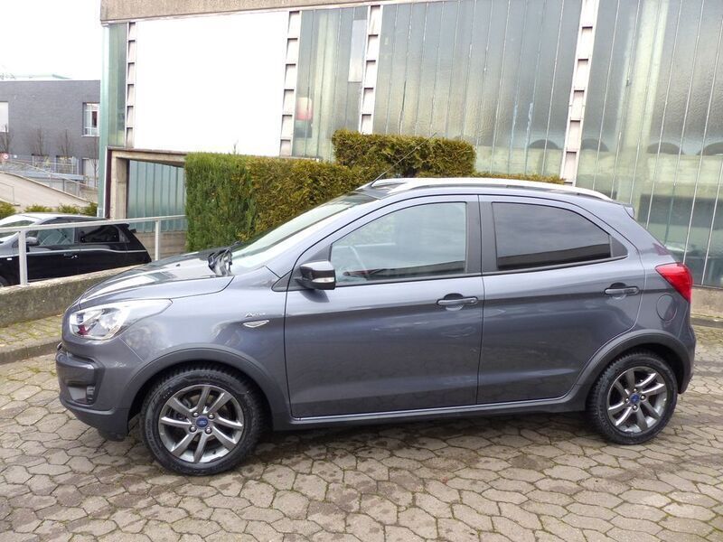 Smokegrau metallic Gebraucht 2019 Ford Ka Plus Active Kleinwagen | 10.500 € (Fairer Preis) - Bild 1/4