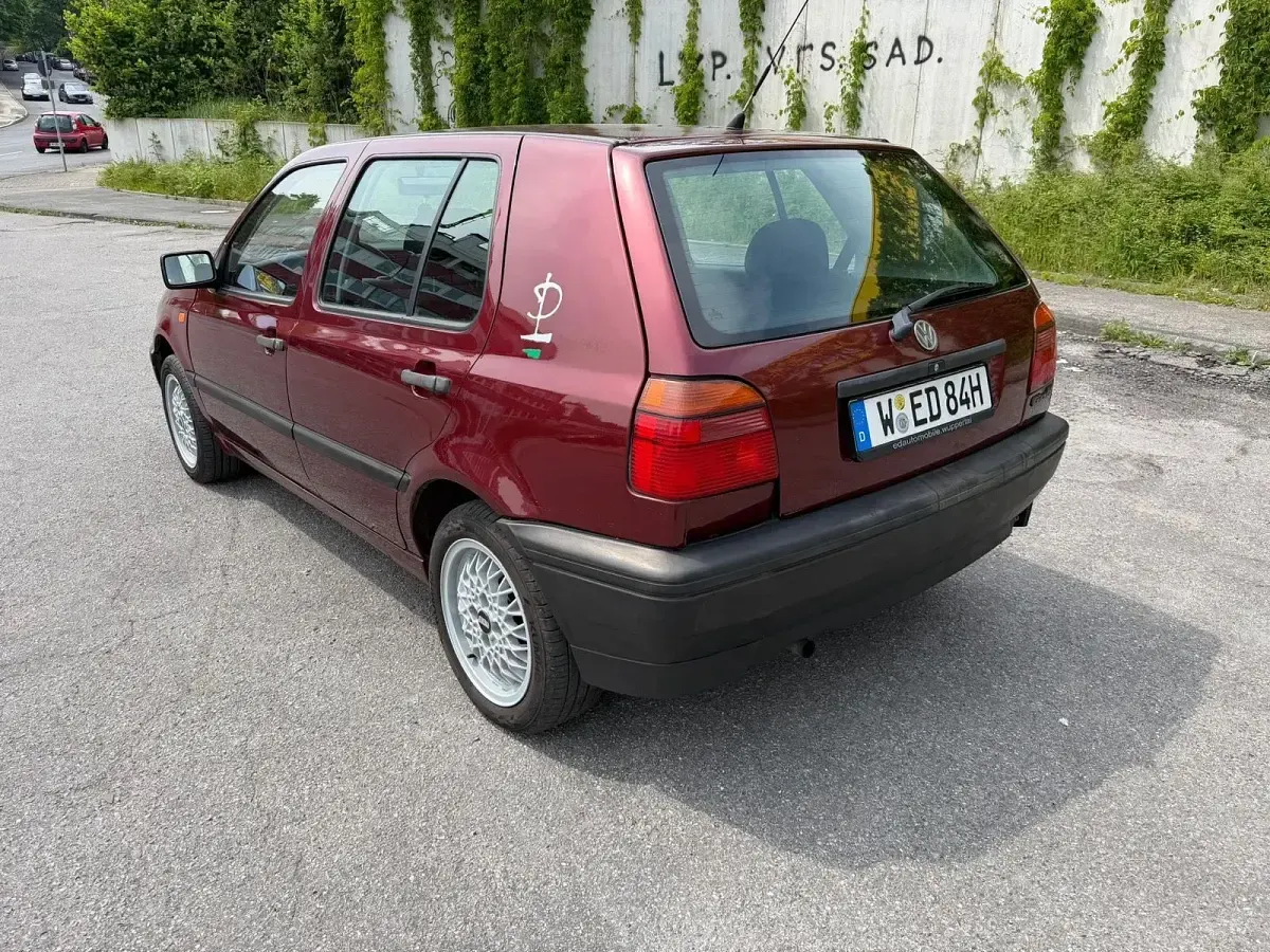 Gebraucht VW Golf III 75 PS (55 kW) 1995 Rot Kleinwagen