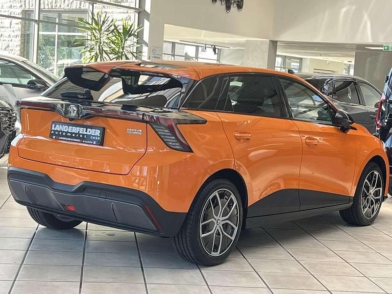 Neu MG MG4 EV 150 kW (204 PS) 2026 Fizzy orange Kleinwagen