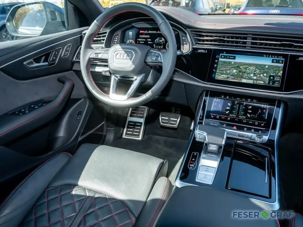 Gebraucht Audi Q8 Ambiente 286 PS (210 kW) 2025 Daytonagrau perleffekt SUV
