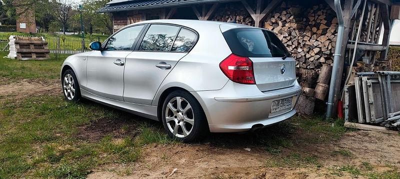 Gebraucht BMW 116 Advantage 122 PS (89 kW) 2008 Silber Kleinwagen