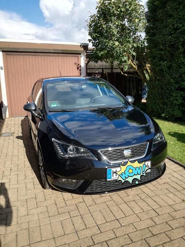 Schwarz Gebraucht 2016 Seat Ibiza CONNECT Kleinwagen | 12.000 € (Teuer) - Bild 1/4