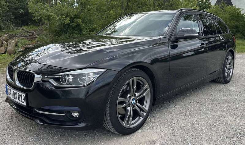 Schwarz Gebraucht 2019 BMW 320 Efficient Dynamics Kombi | 19.100 € (Guter Preis) - Bild 1/4