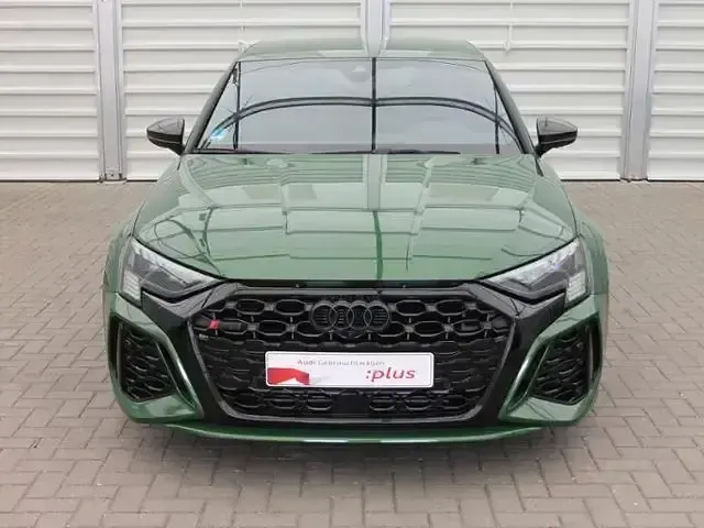 Gebraucht Audi RS3 Sportback Exclusive 400 PS (294 kW) 2023 Grün Kleinwagen