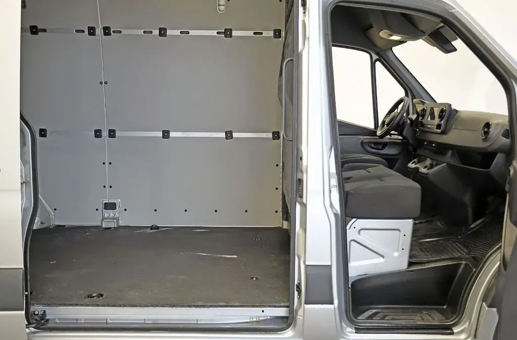 Gebraucht Mercedes Sprinter 150 PS (110 kW) 2022 Silber Van