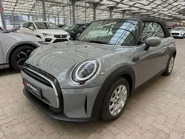 Usata Mini ONE Essential 102 CV (75 kW) 2022 Grigio Utilitaria