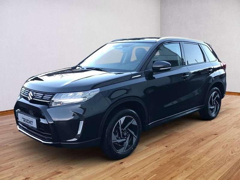Neu Suzuki Vitara Comfort+ 110 PS (80 kW) 2025 Cosmic black pear metallic SUV