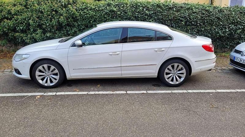 Gebraucht VW Passat 140 PS (102 kW) 2010 Weiß Coupé