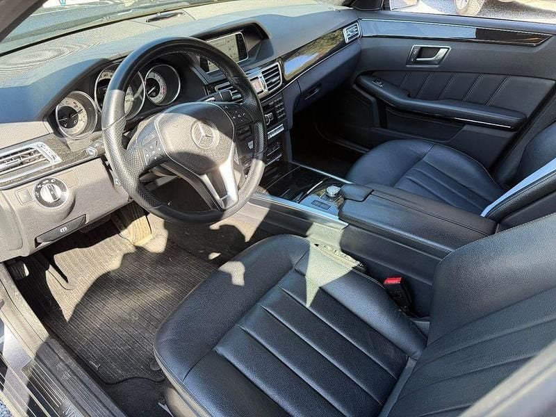 Gebraucht Mercedes E300 252 PS (185 kW) 2013 Grau Kombi