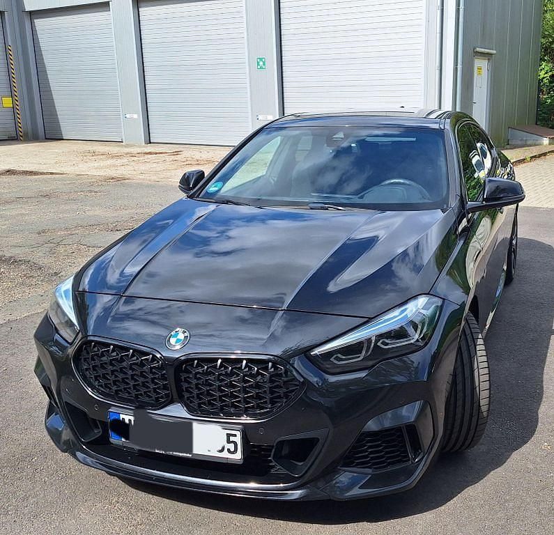 Schwarz Gebraucht 2021 BMW M235 Sport Line Coupé | 31.800 € (Fairer Preis) - Bild 1/4