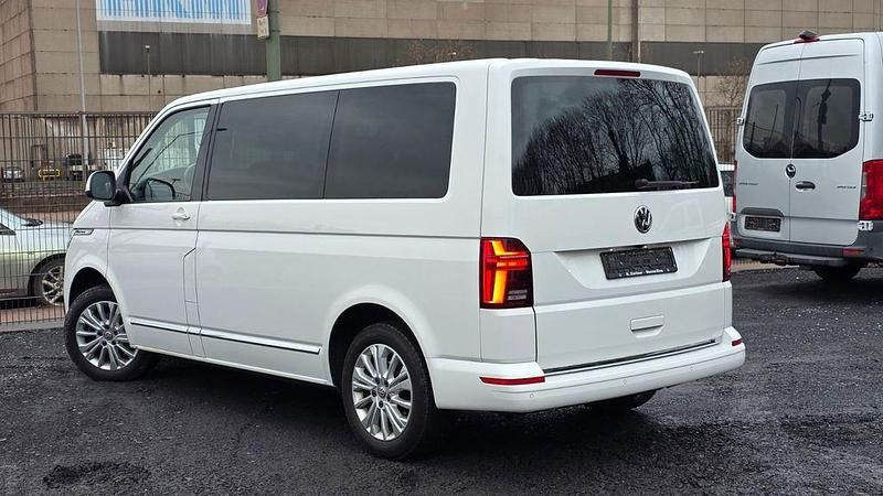 Gebraucht VW Multivan Generation Six 150 PS (110 kW) 2021 Candyweiss Van