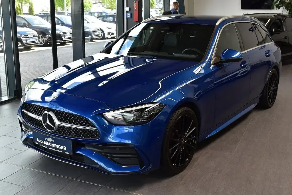Gebraucht Mercedes C220 AMG line 200 PS (147 kW) 2023 Blau Limousine