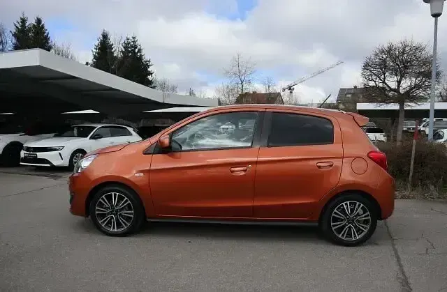 Gebraucht Mitsubishi Space Star Diamant Edition 80 PS (58 kW) 2017 Cayenneorange Kleinwagen