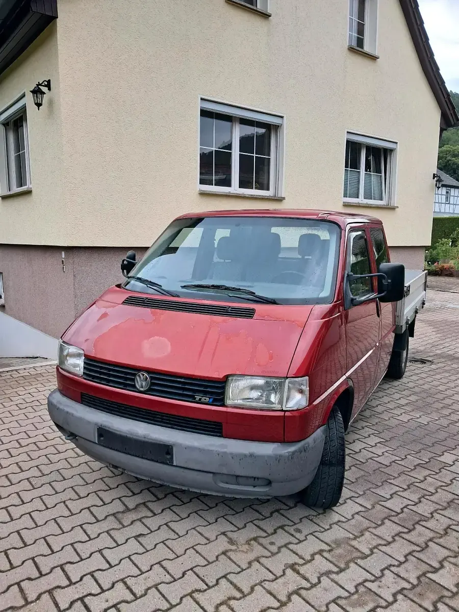 Gebraucht VW T4 88 PS (64 kW) 2001 Rot Van