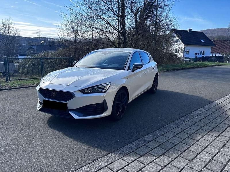 Usata Cupra Leon 150 CV (110 kW) 2021 Bianco Berlina