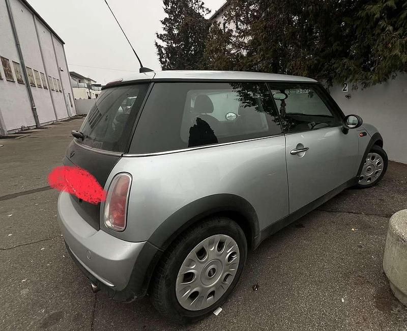 Second-hand Mini ONE 90 CP (66 kW) 2005 Argintiu Hatchback