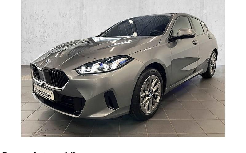 Gebraucht BMW 118 Shadowline 150 PS (110 kW) 2025 Grau Kleinwagen