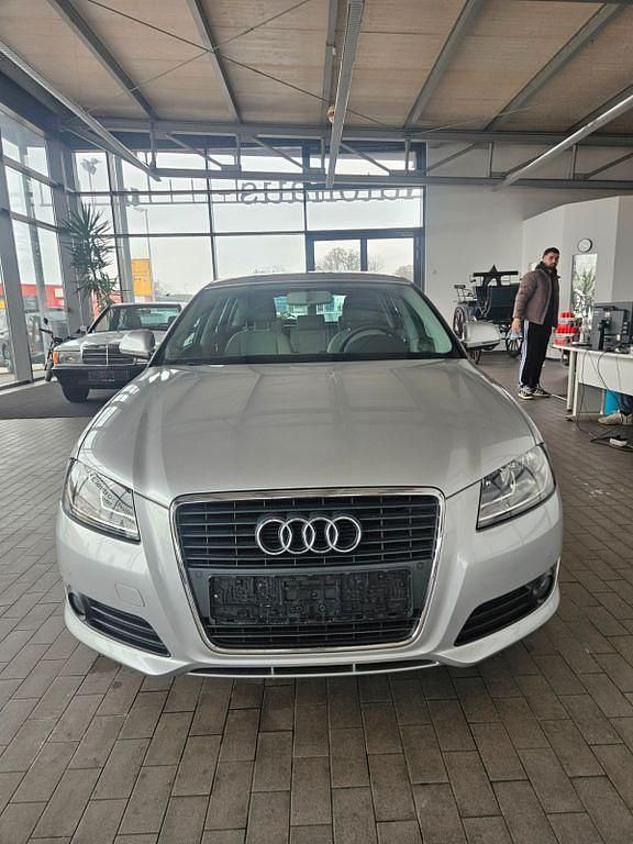 Gebraucht Audi A3 Attraction 102 PS (75 kW) 2009 Grau Kleinwagen