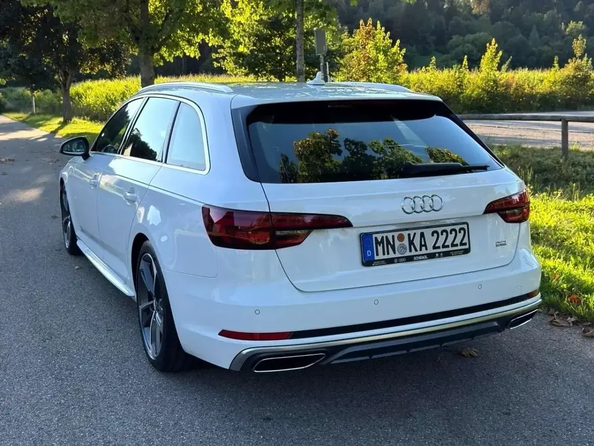 Gebraucht Audi A4 Sport 150 PS (110 kW) 2019 Weiß Kombi