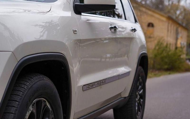 Gebraucht Jeep Grand Cherokee 286 PS (210 kW) 2010 Weiß SUV