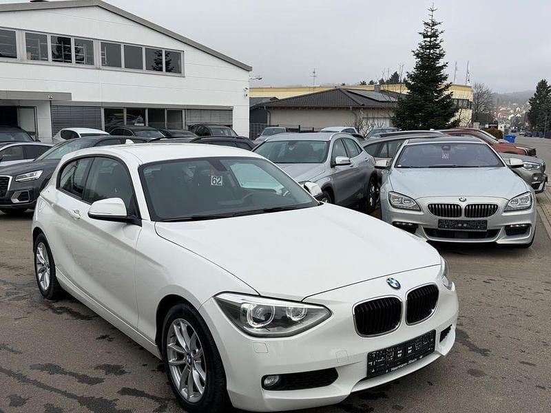 Gebraucht BMW 118 Performance 143 PS (105 kW) 2013 Weiß Kleinwagen