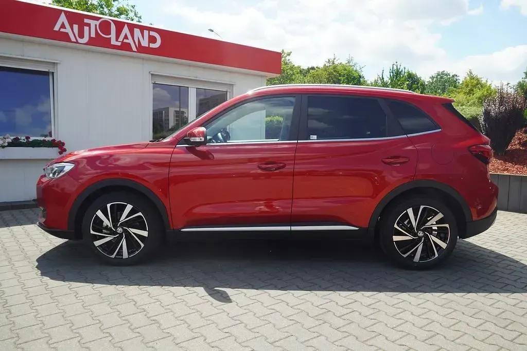 Neu MG ZS Luxury 197 PS (144 kW) 2026 Rot SUV