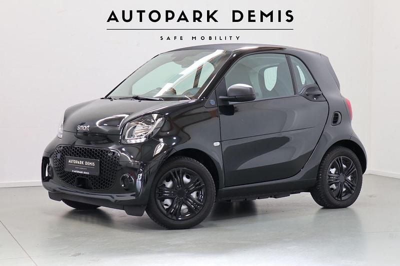 Schwarz Gebraucht 2021 Smart ForTwo Electric Drive Kleinwagen | 7.985 € (Guter Preis) - Bild 1/4