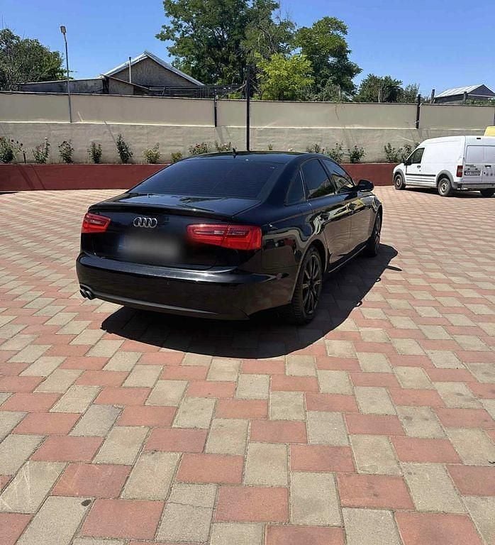 Schwarz Gebraucht 2013 Audi A6 Kombi | 10.500 € (Superpreis) - Bild 1/4