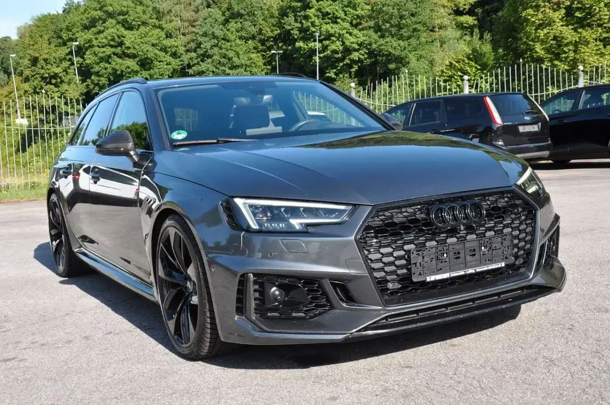 Gebraucht Audi RS4 Comfort 450 PS (330 kW) 2019 Grau Kombi