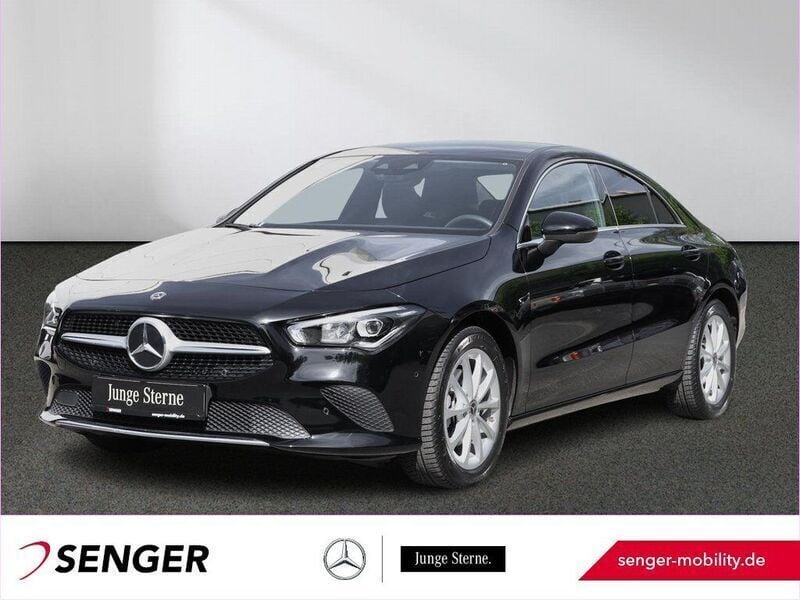 Gebraucht Mercedes CLA200 Progressive 163 PS (119 kW) 2022 Andere farbe Coupé