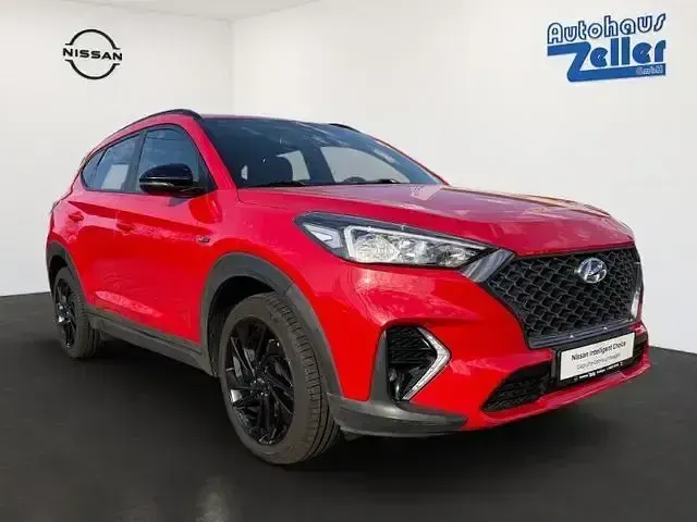 Gebraucht Hyundai Tucson Trend 136 PS (100 kW) 2020 Rot SUV