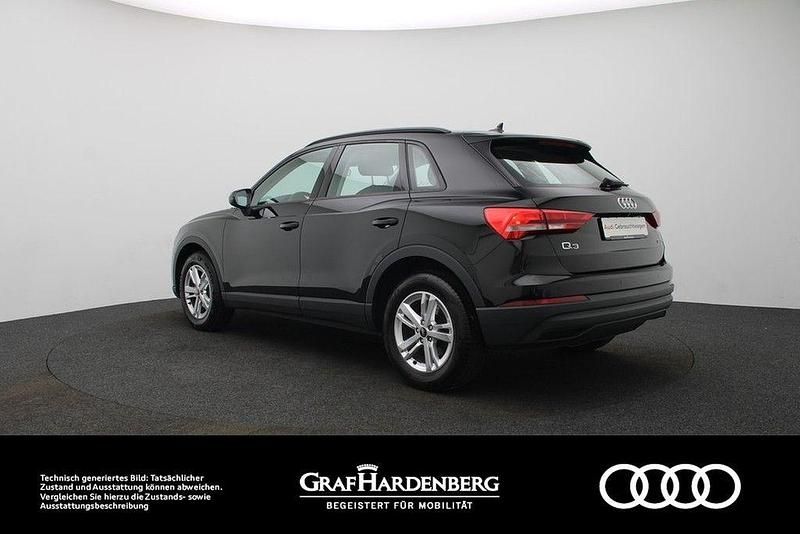 Gebraucht Audi Q3 150 PS (110 kW) 2022 Mythosschwarz metallic SUV